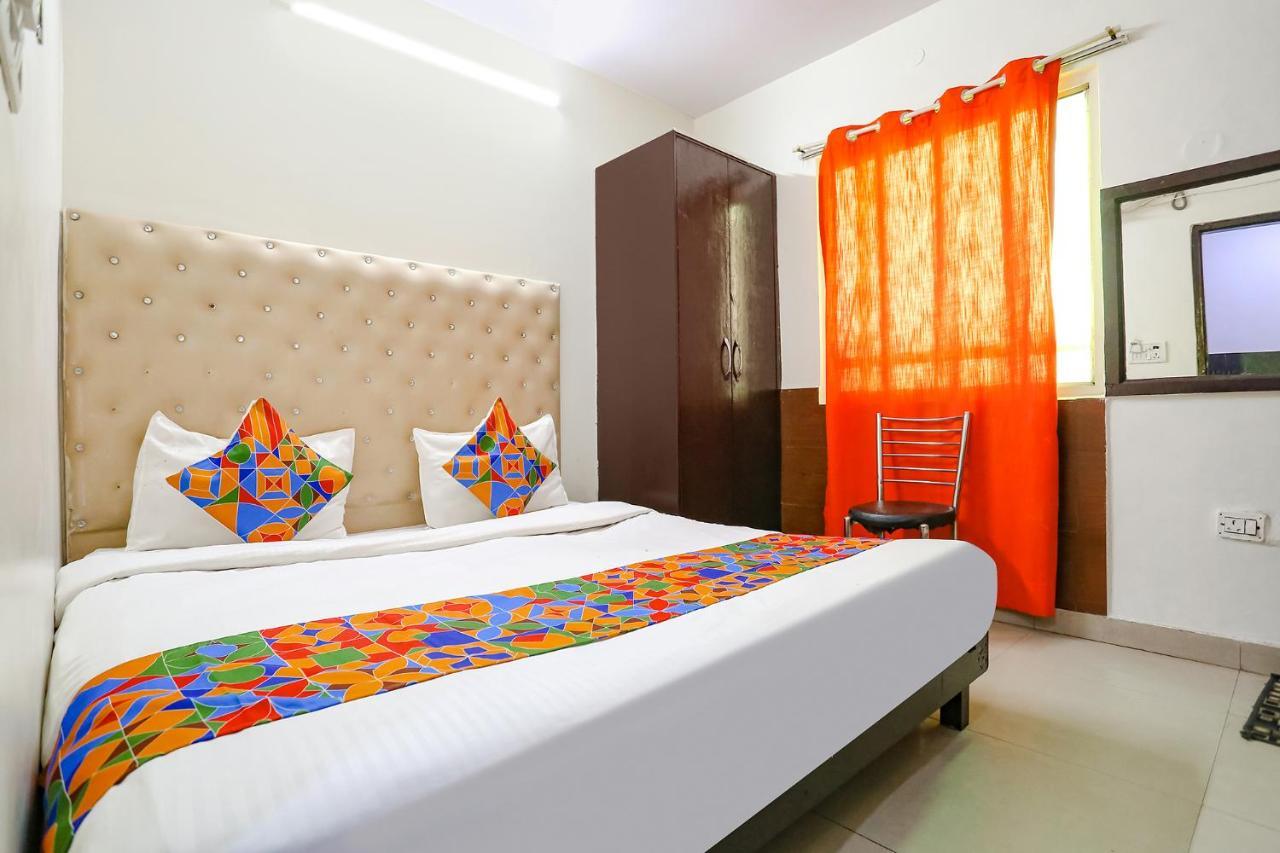 Fabhotel The Lazeez Νέο Δελχί Εξωτερικό φωτογραφία